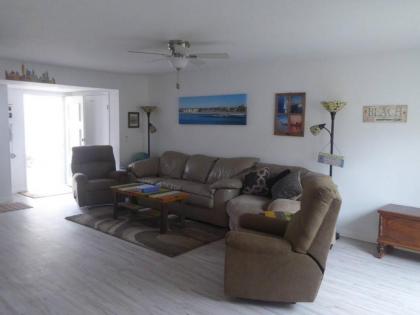 237 - 1 Story Townhouse - image 14