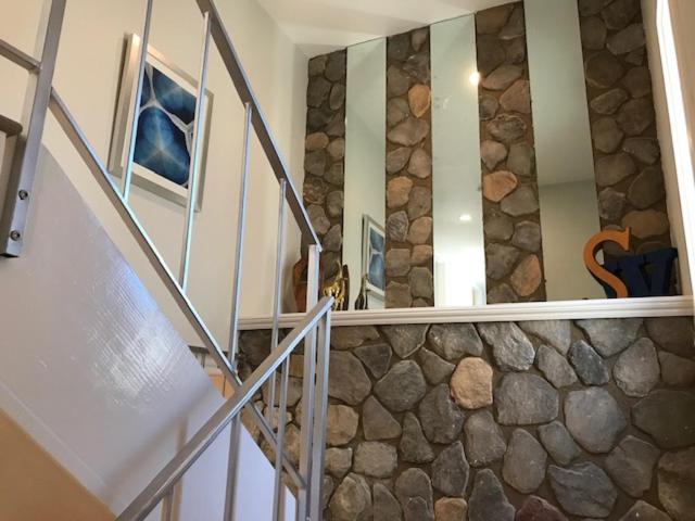 Steps to the Sand and Main Street 4BR - image 6
