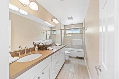 253 Four Bedroom - image 11