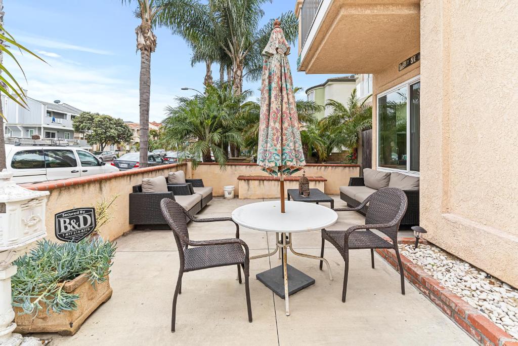 253 Four Bedroom - image 5