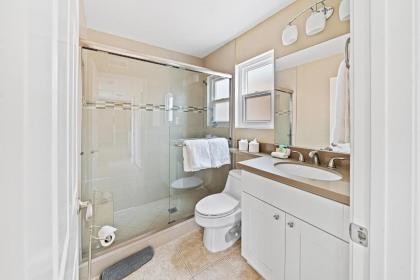 253 Four Bedroom - image 6