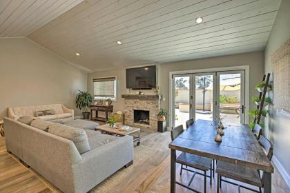 Huntington Beach Bungalow with Updated Interior - image 8