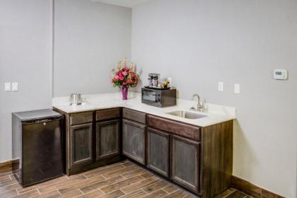 DoubleTree by Hilton Huntington WV - image 10