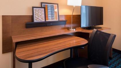 Fairfield Inn & Suites by Marriott Huntington - image 14