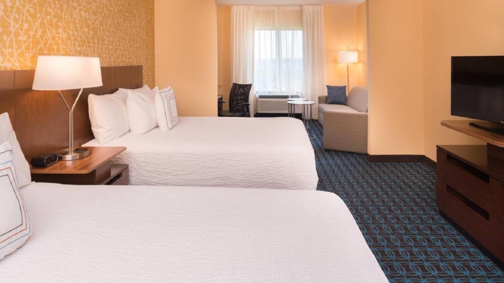 Fairfield Inn & Suites by Marriott Huntington - image 5
