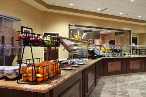 Embassy Suites Huntsville - image 3