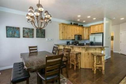 Lakeside Condo near Pineview Reservoir and Snowbasin ResortLS 14 - image 8