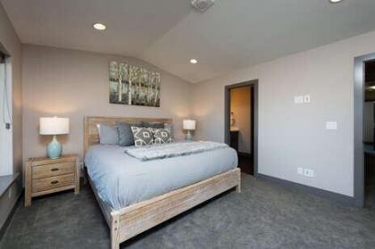 Stunning Craftsmanship! Lake Views! EW 9 - image 9