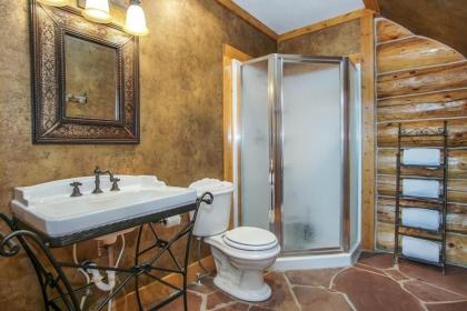 4 Bedroom Mountain Cabin in Huntsville Utah Sleeps 10 Home M - image 15