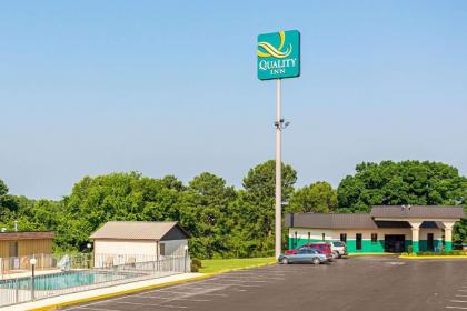Quality Inn Hurricane mills Tennessee