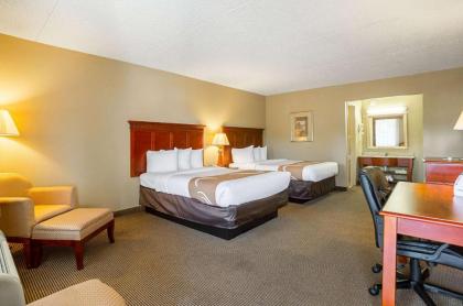 Quality Inn Hurricane Mills - image 13