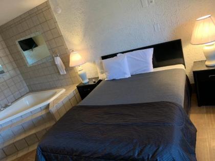 American Inn - Hurricane - image 12