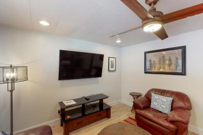 Zions JEM Casa dog friendly! - image 12
