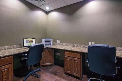 La Quinta by Wyndham Fort Worth NE Mall - image 13