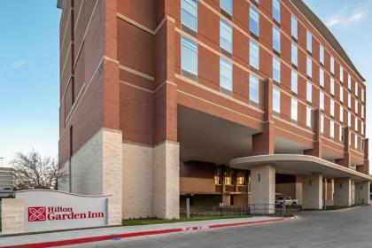 Hilton Garden Inn Dallas At Hurst Conference Center - image 9