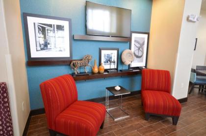 Hampton Inn and Suites Hutto - image 14