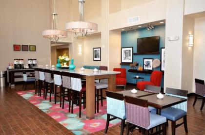 Hampton Inn and Suites Hutto - image 15