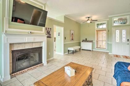 Modern Home with Private Yard 30 Mi to Austin - image 4