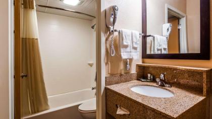 Best Western Cape Cod Hotel - image 12