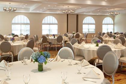DoubleTree by Hilton Cape Cod - Hyannis - image 11