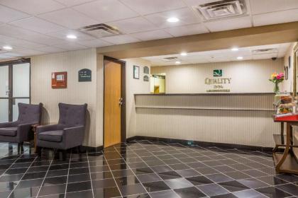 Quality Inn Hyde Park Poughkeepsie North - image 6