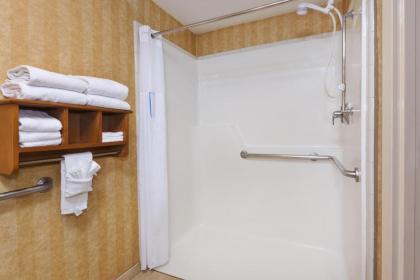 Hampton Inn Idaho Falls - image 2