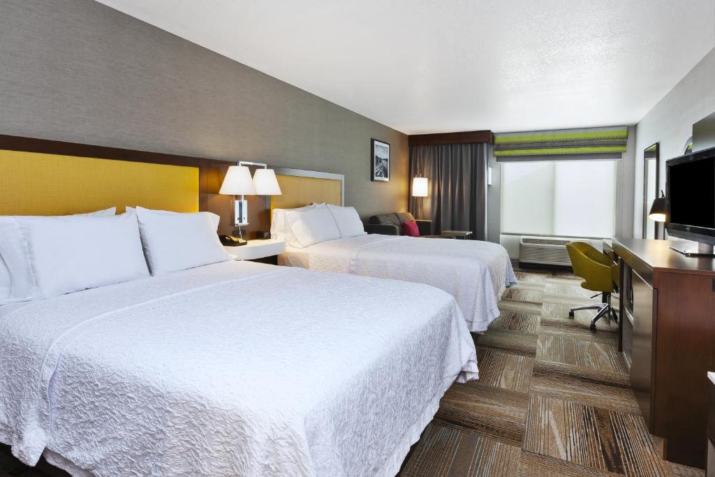 Hampton Inn Idaho Falls - image 7