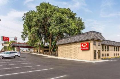 Econo Lodge near Snake River Idaho Falls