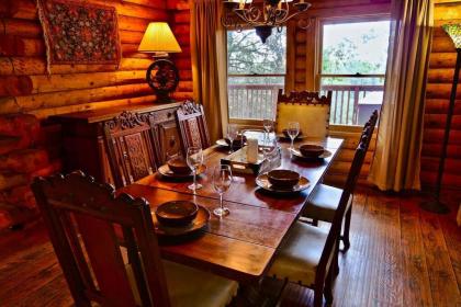 San Jacinto Lodge: Log Home w/ Hot Tub Views! - image 2