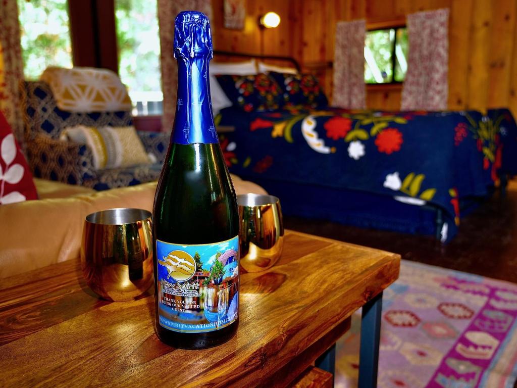 Peaceful Cabin - image 6