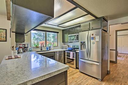 Gorgeous Mtn Getaway by Downtown Idyllwild - image 7