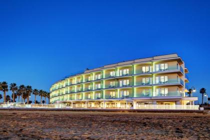 Pier South Resort Autograph Collection - image 3