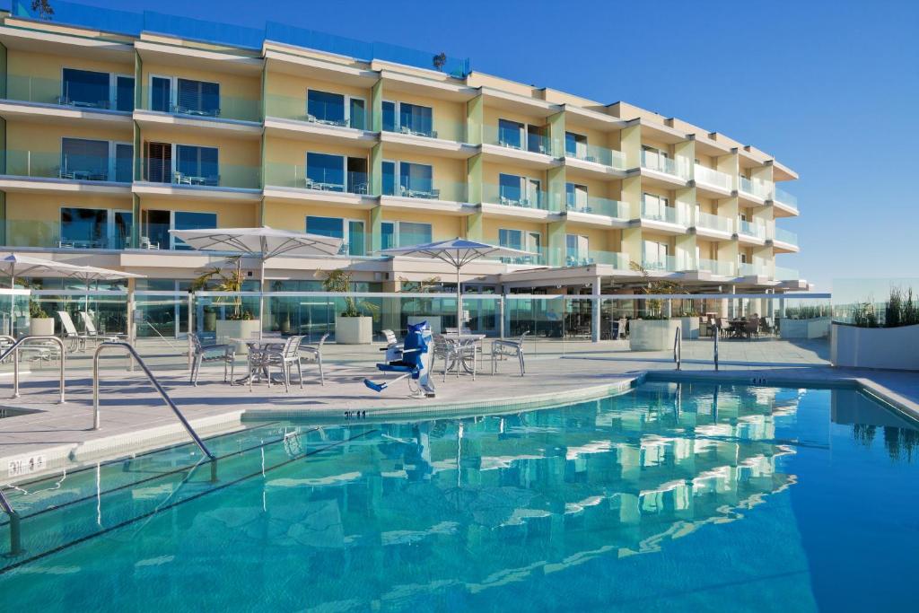 Pier South Resort Autograph Collection - image 7