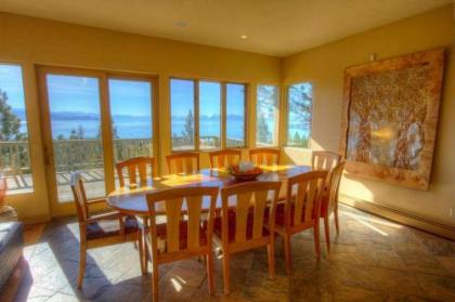 Azure Chateau by Lake Tahoe Accommodations - image 4