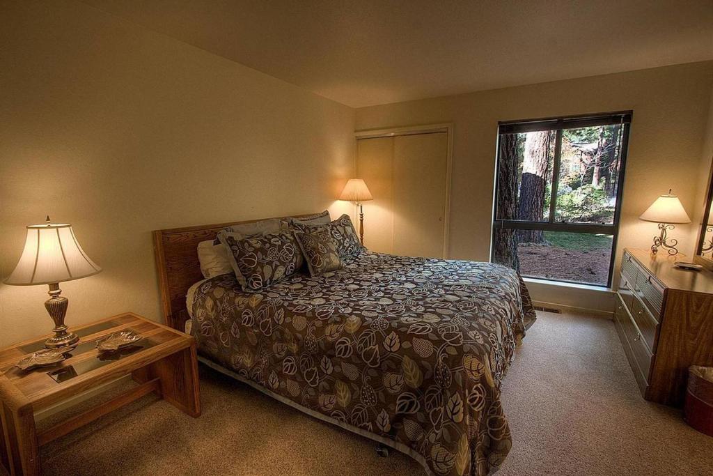 Pinenut Place by Lake Tahoe Accommodations - image 3