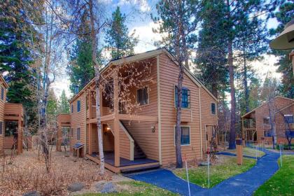 Delighful mcCloud by Lake tahoe Accommodations