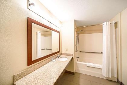 Comfort Inn & Suites Independence - image 14