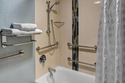 Hyatt Place Cleveland Independence - image 15
