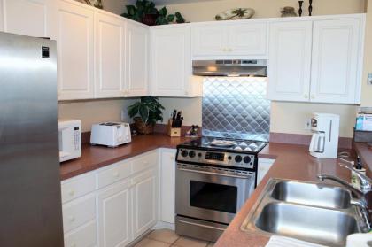 Sunset Paradise by Florida Lifestyle Vacation Rentals - image 14