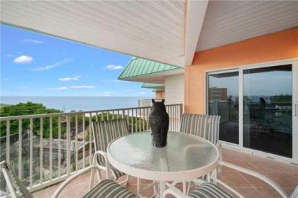 Beach Cottages 504 2BRs Pool Walk to Beach Ocean View Wi-Fi Sleep 7 - image 1