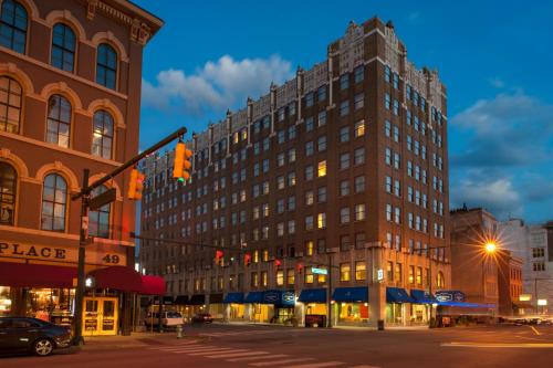 Hampton Inn Indianapolis Downtown Across from Circle Centre - main image