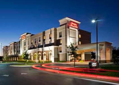 Hampton Inn & Suites Indianapolis-Airport