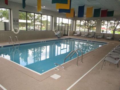 Best Western Plus Indianapolis NW Hotel - image 4
