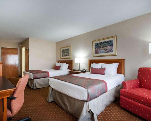 Rodeway Inn Indianapolis I-70 - image 3