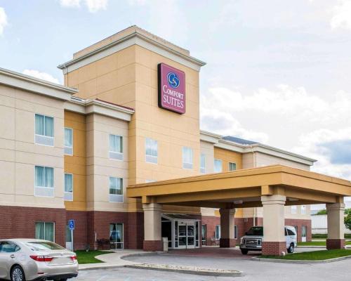 Comfort Suites near Indianapolis Airport - main image