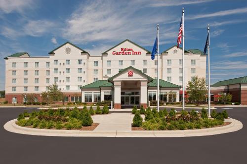 Hilton Garden Inn Indianapolis Airport - image 3