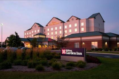 Hilton Garden Inn Indianapolis Airport - image 4
