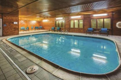 La Quinta Inn by Wyndham Indianapolis North at Pyramids - image 1