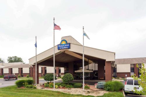 Days Inn & Suites by Wyndham Northwest Indianapolis - main image