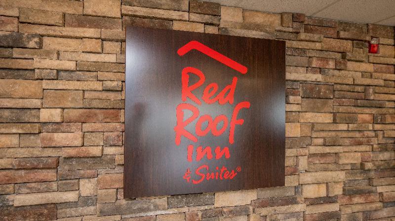 Red Roof Inn & Suites Indianapolis Airport - main image